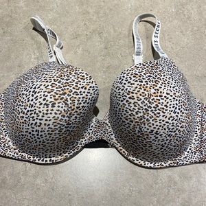 Victoria secret bra size 38D